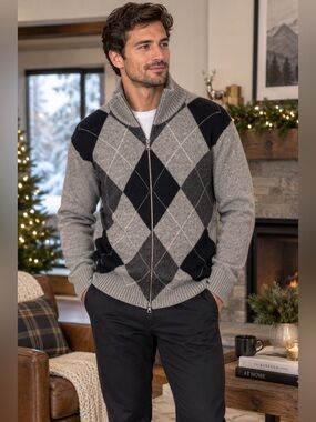 Express Men's Grey and Black Argyle Zip-Up Sweater